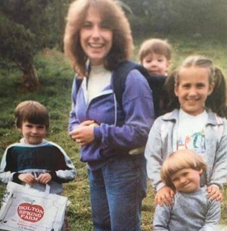 Shanna Evans with her mother and siblings.